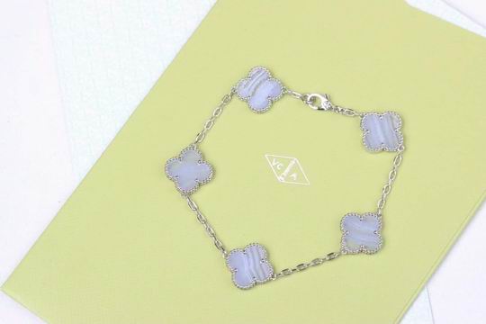 Van Cleef & Arpels bracelet lyh04